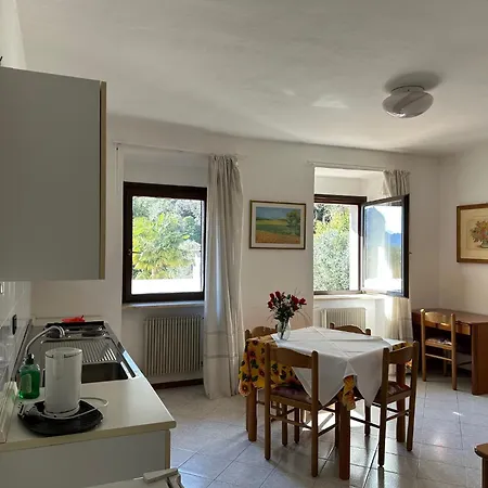 Apartment La Lanterna *