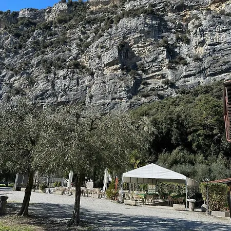 La Lanterna *