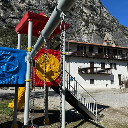 La Lanterna *